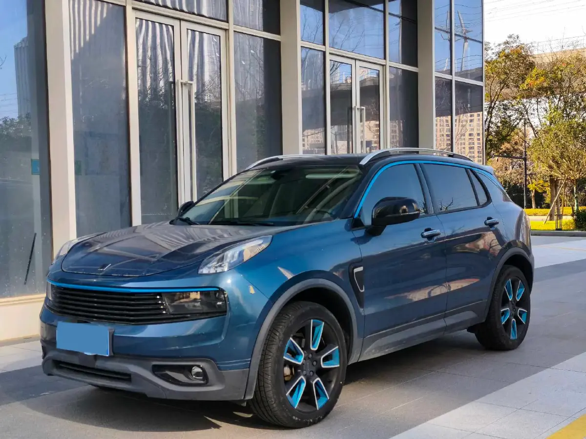 2019 LYNK&CO 01 2.0T 190HP L4 6AT