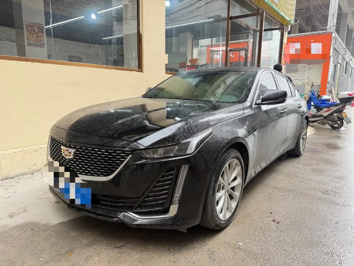 2022 Cadillac CT5 2.0T 237HP L4 10AT