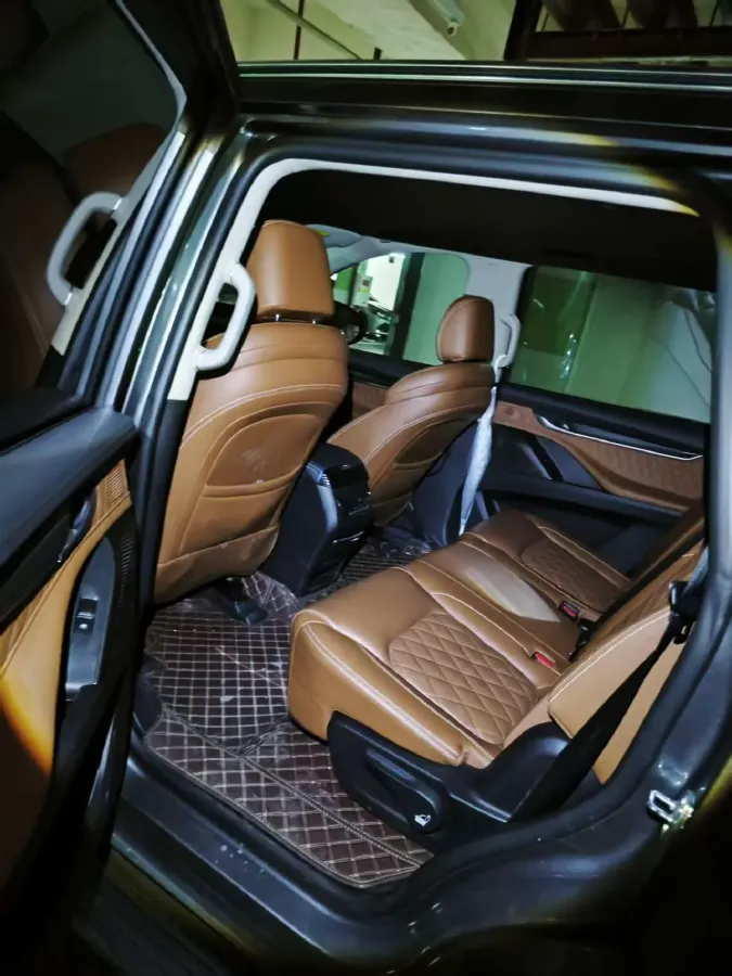 2020 MAXUS D90 Pro 2.0T 218HP L4 8AT,autocango,china used car exporter,china ev exporter,chinese used car exporter,chinese used ev exporter