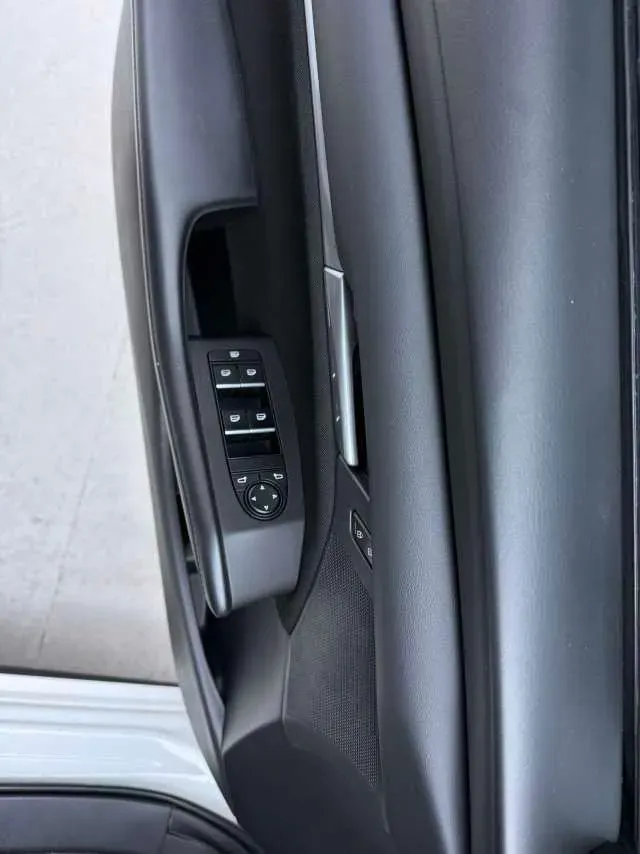2021 Mazda 3 Axela 1.5L 117HP L4 6AT,autocango,china used car exporter,china ev exporter,chinese used car exporter,chinese used ev exporter