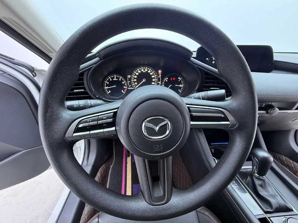 2021 Mazda 3 Axela 1.5L 117HP L4 6AT,autocango,china used car exporter,china ev exporter,chinese used car exporter,chinese used ev exporter