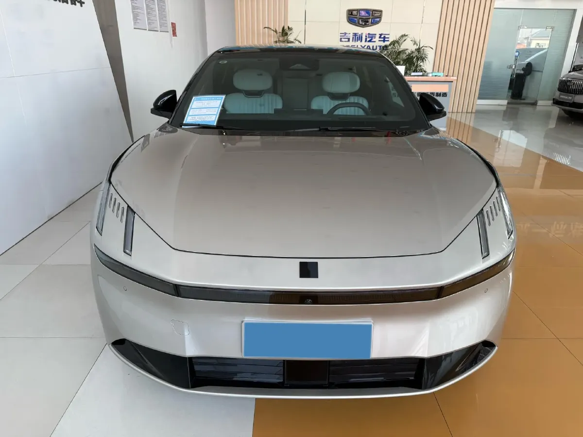 2025 LYNK&CO Z10 BEV 95KWH,autocango,china used car exporter,china ev exporter,chinese used car exporter,chinese used ev exporter