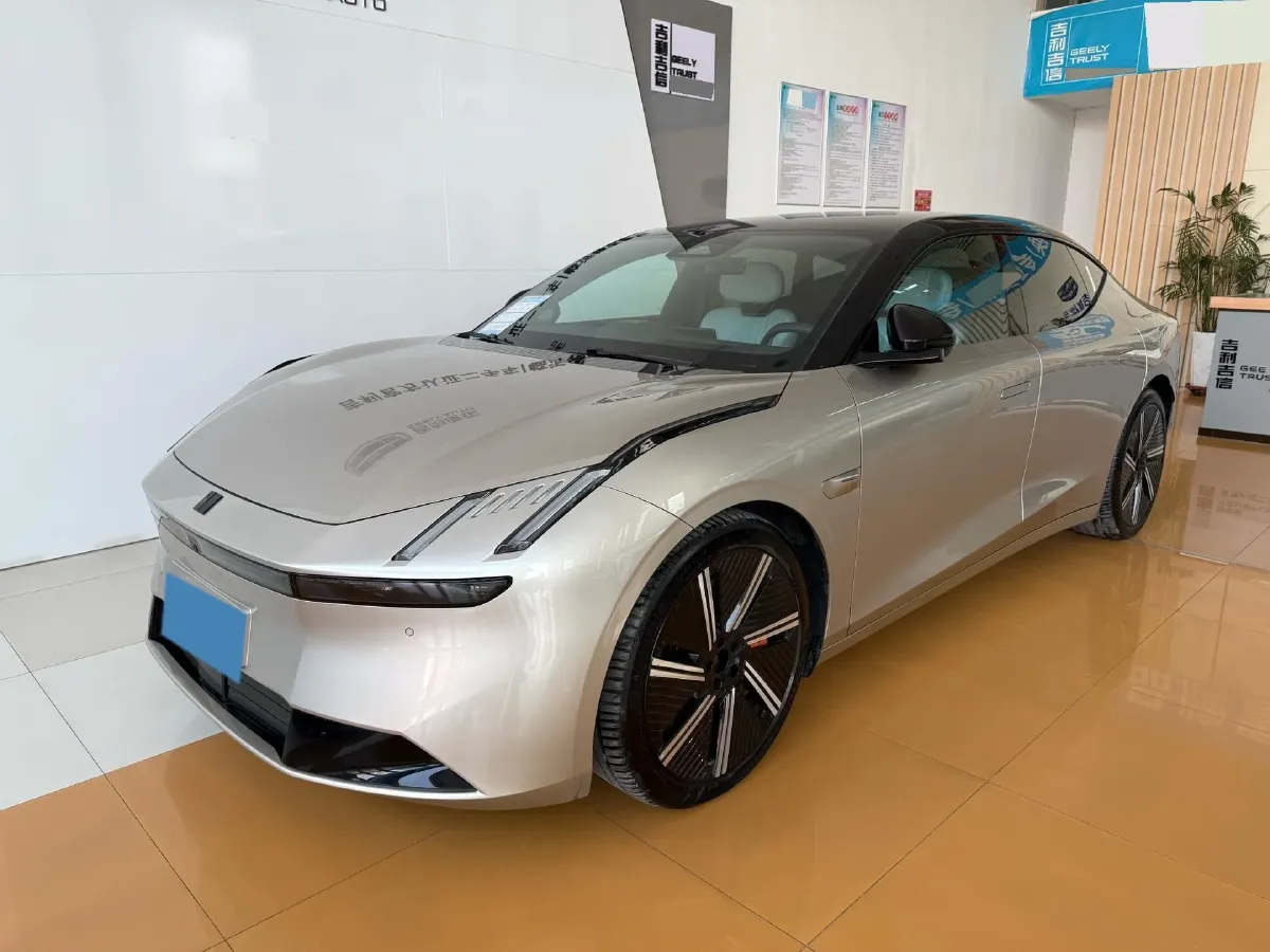 2025 LYNK&CO Z10 BEV 95KWH,autocango,china used car exporter,china ev exporter,chinese used car exporter,chinese used ev exporter