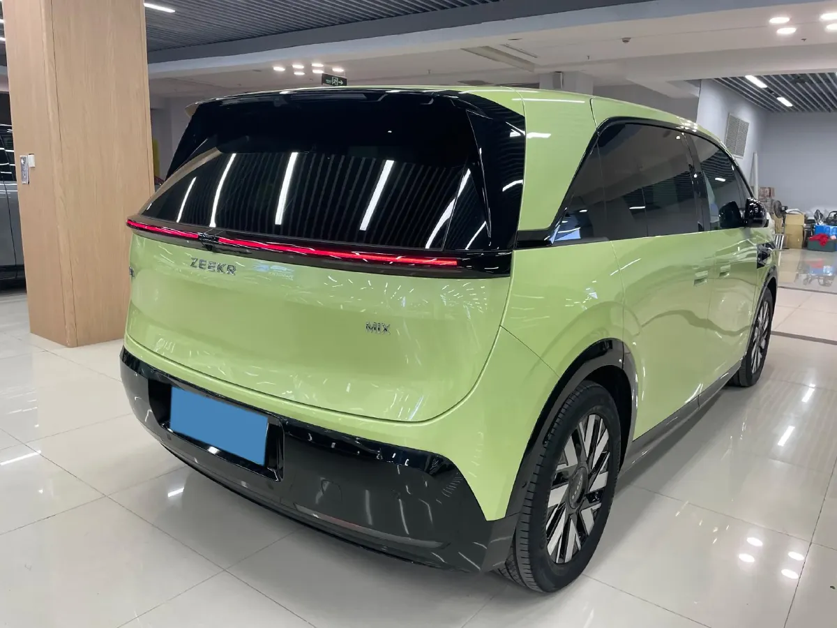 2025 Zeekr MIX BEV 102KWH,autocango,china used car exporter,china ev exporter,chinese used car exporter,chinese used ev exporter