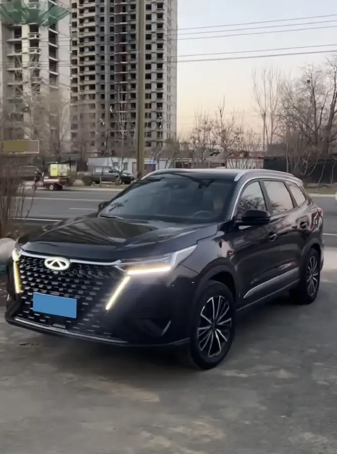 2025 Chery Tiggo 8 PRO 1.6T 197HP L4 7DCT