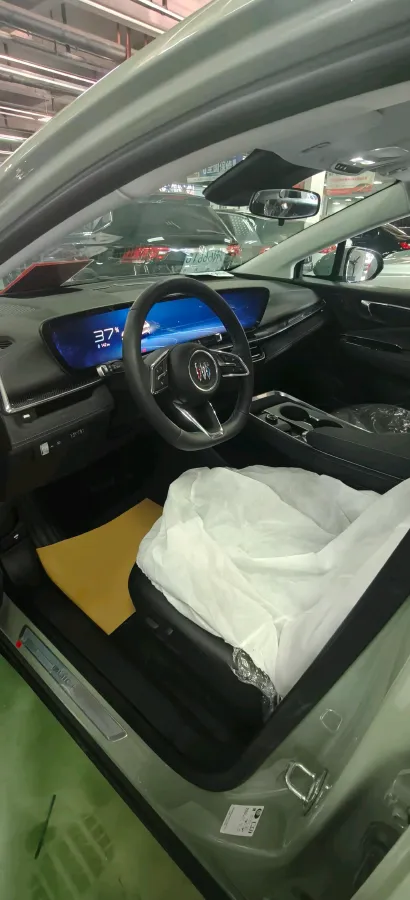 2023 Roewe F7 BEV 64KWH,autocango,china used car exporter,china ev exporter,chinese used car exporter,chinese used ev exporter