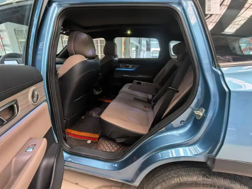 2025 Chery Tiggo8 PLUS C-DM 1.5T 156HP L4 1DHT PHEV,autocango,china used car exporter,china ev exporter,chinese used car exporter,chinese used ev exporter