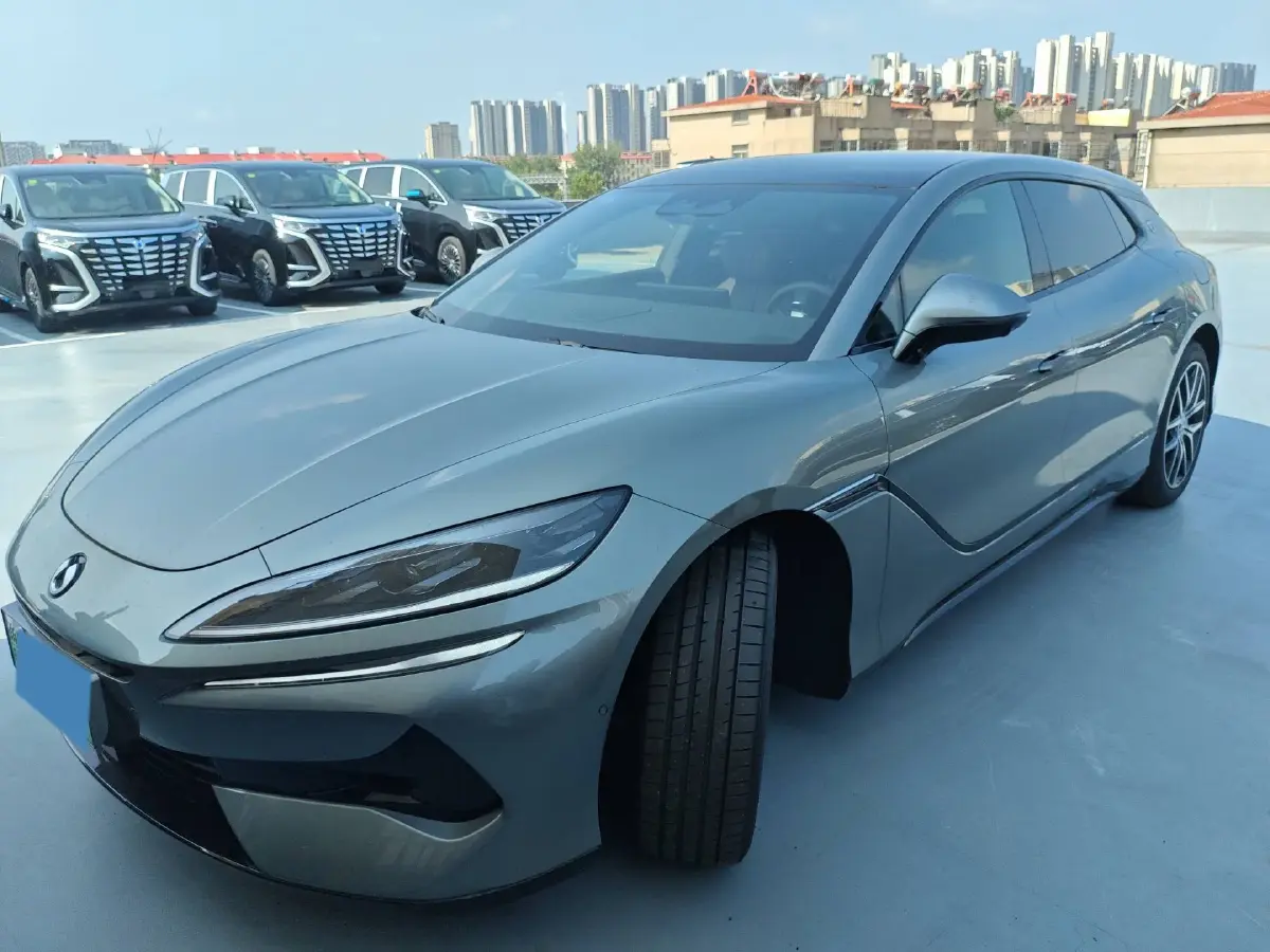 2024 Denza DenzaZ9GT 2.0T 207HP L4 E-CVT PHEV 38.5KWH