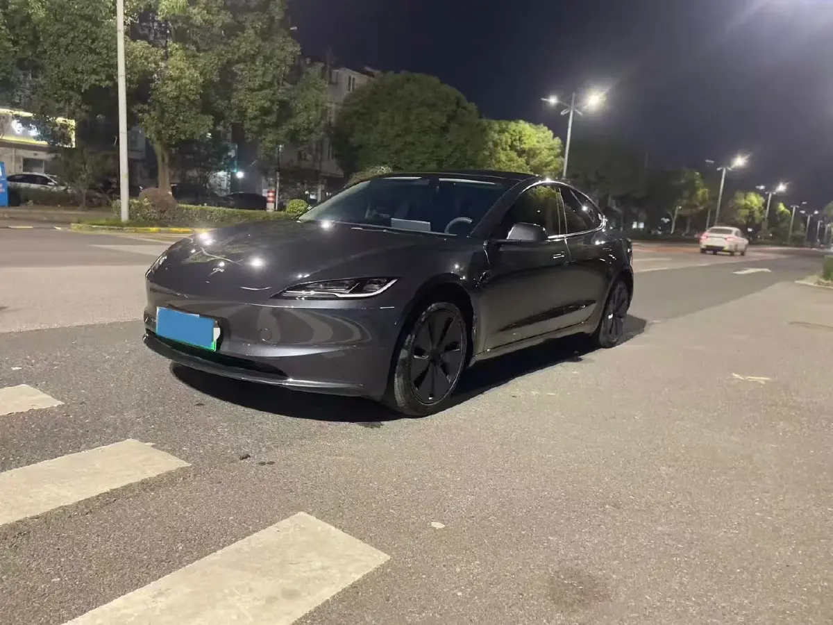 2023 HYPTEC GT BEV 80KWH