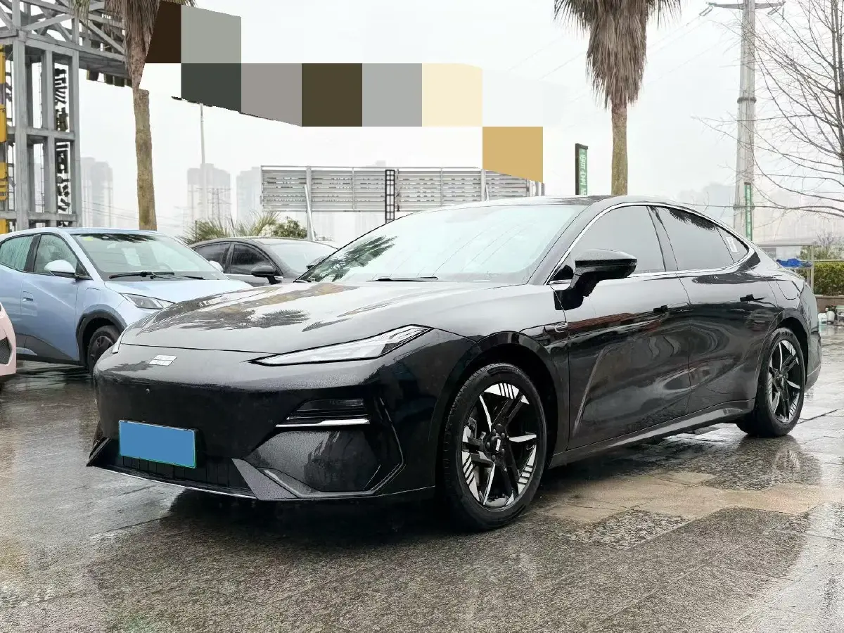 2024 Geely Galaxy E8 BEV 62KWH