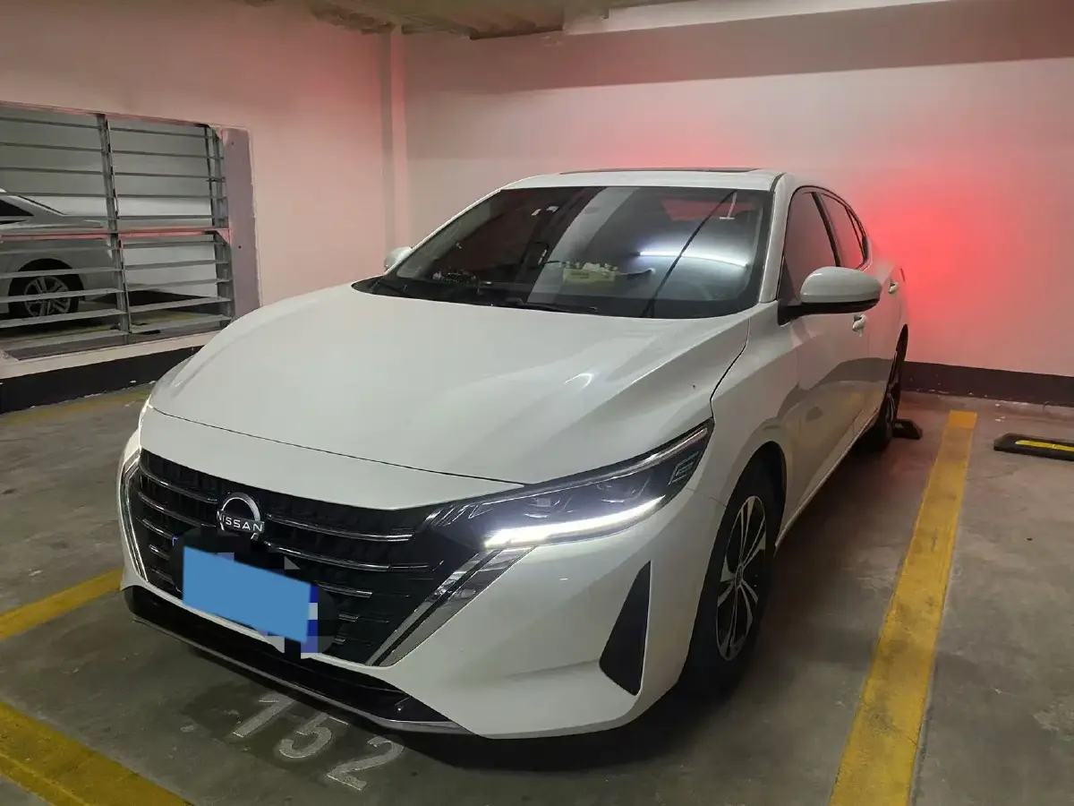 2023 Nissan Sylphy 1.6L 135HP L4 CVT