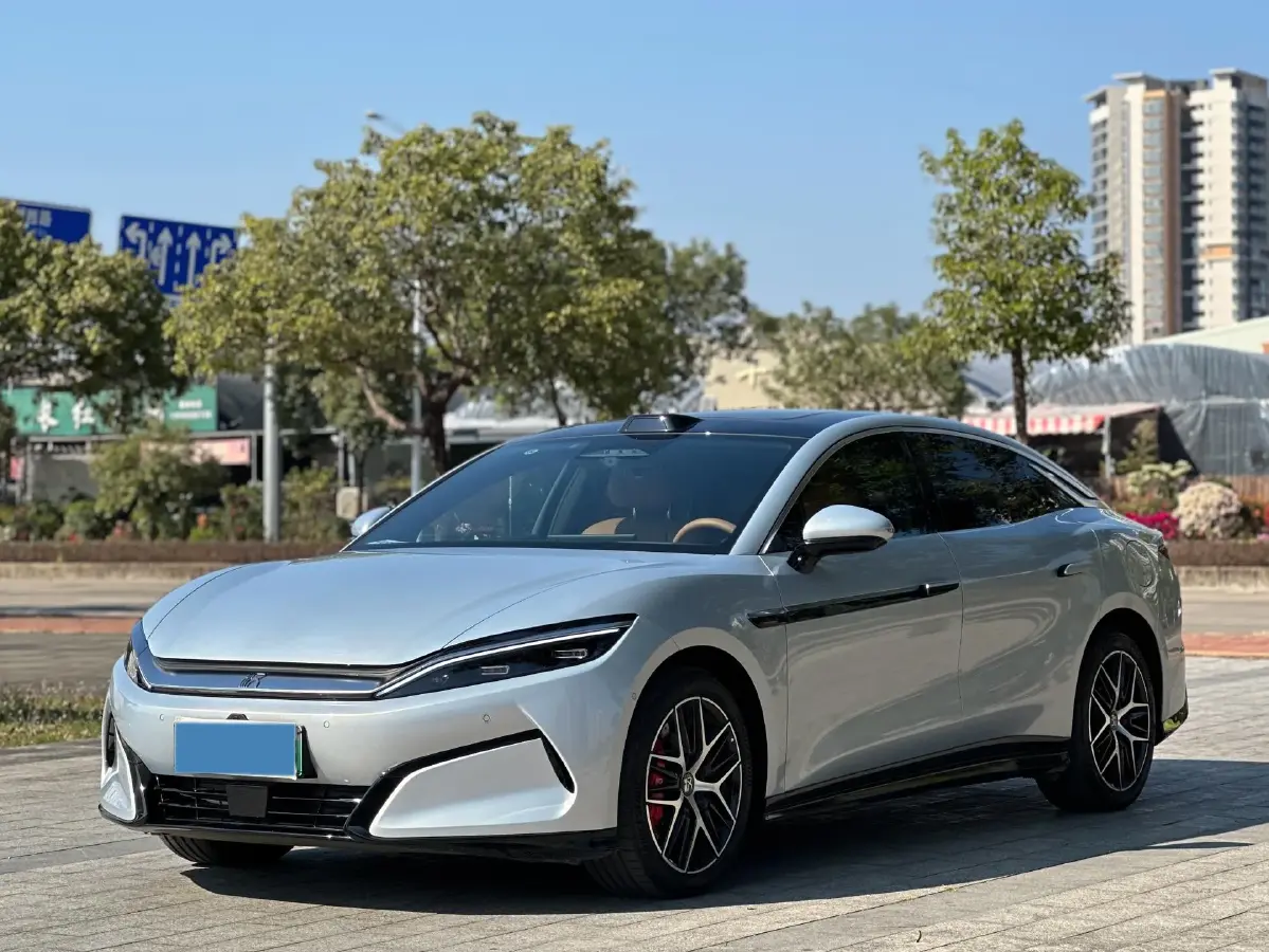 2025 BYD HanL BEV