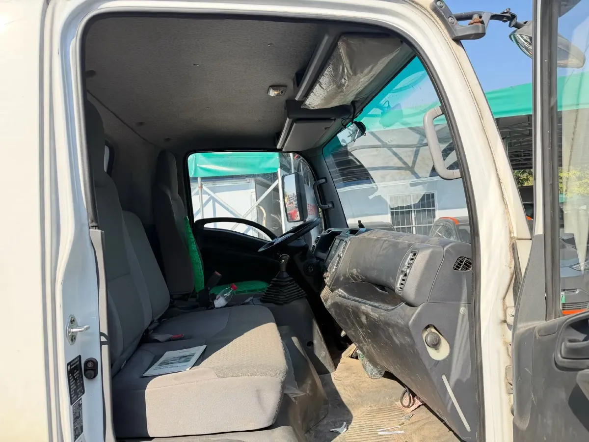 2021 Isuzu T17 3.0T 142HP L4 5MT,autocango,china used car exporter,china ev exporter,chinese used car exporter,chinese used ev exporter