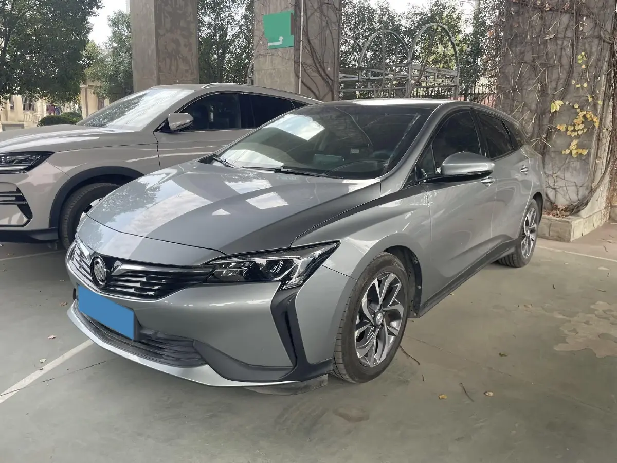 2022 Buick Velite 6 1.5L 102HP L4 E-CVT PHEV 9.5KWH