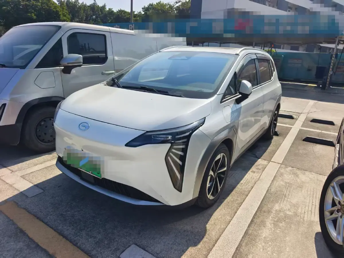 2023 Aion Y BEV 61.7KWH