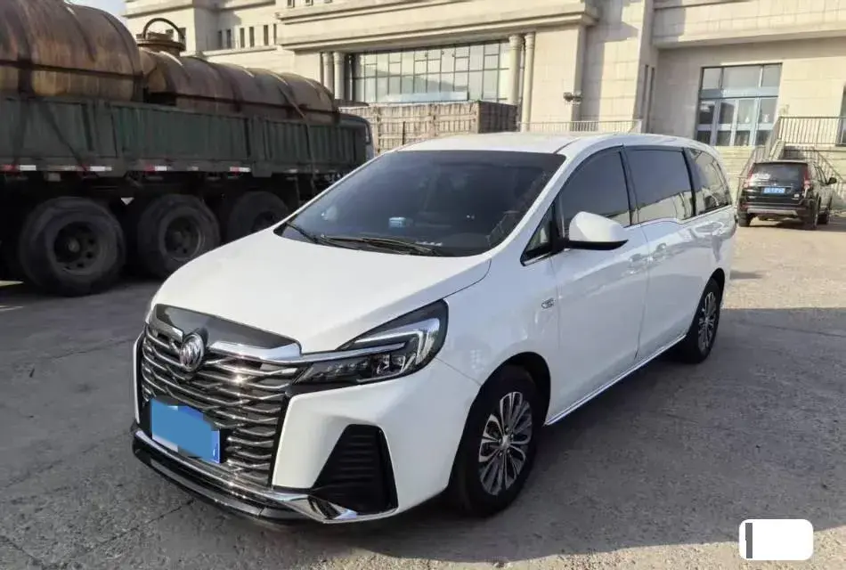 2023 Buick GL8 2.0T 237HP L4 9AT