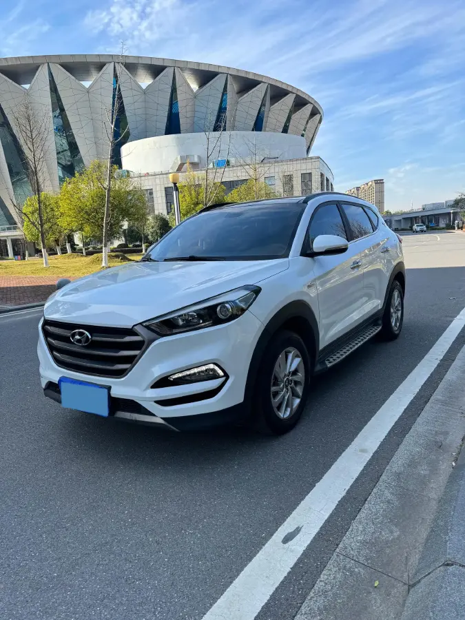 2015 Hyundai Tucson 1.6T 177HP L4 7DCT