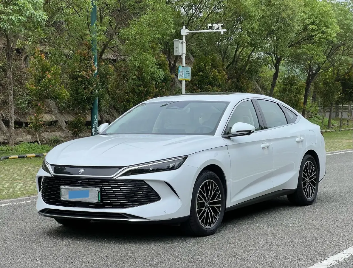 2024 BYD QinL 1.5L 101HP L4 E-CVT PHEV 15.87KWH