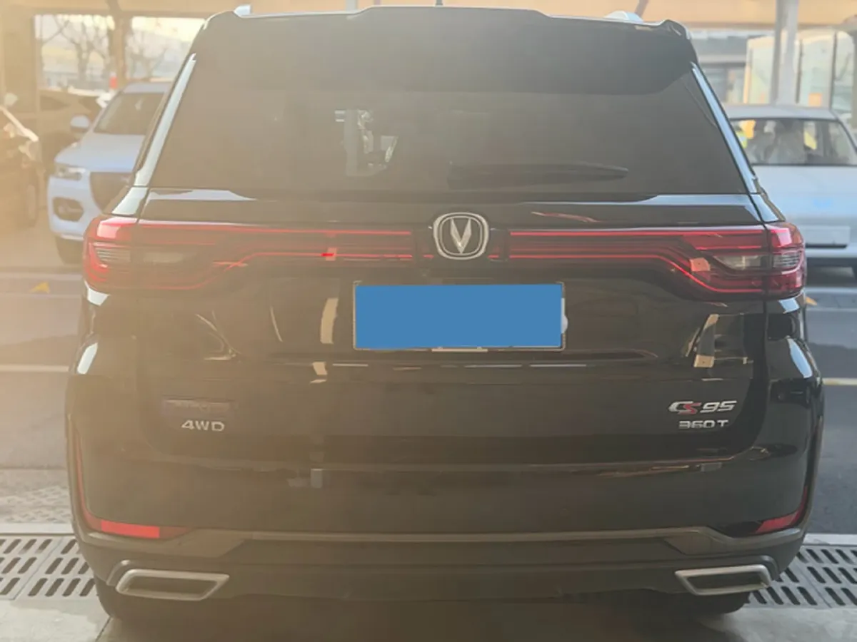 2021 ChangAn CS95 2.0T 233HP L4 6AT,autocango,china used car exporter,china ev exporter,chinese used car exporter,chinese used ev exporter