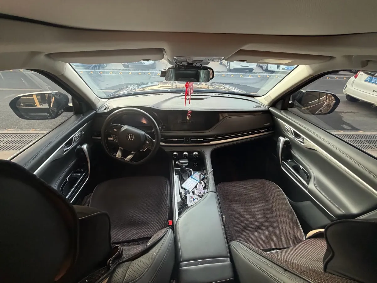 2021 ChangAn CS95 2.0T 233HP L4 6AT,autocango,china used car exporter,china ev exporter,chinese used car exporter,chinese used ev exporter