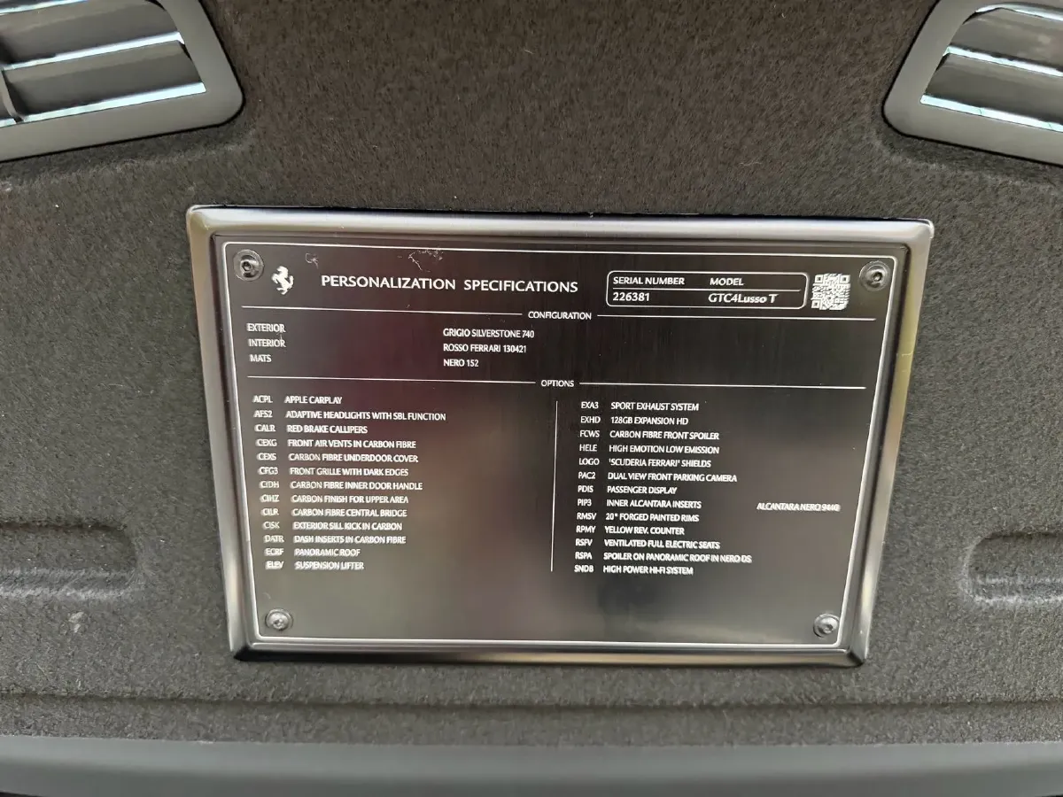 2017 Ferrari GTC4 Lusso 3.9T 609HP V8 7DCT,autocango,china used car exporter,china ev exporter,chinese used car exporter,chinese used ev exporter