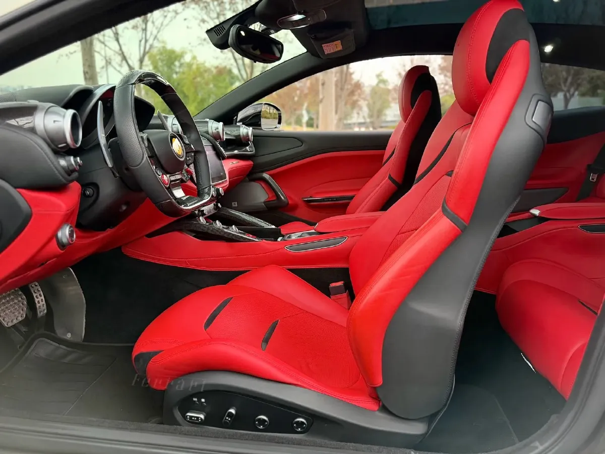 2017 Ferrari GTC4 Lusso 3.9T 609HP V8 7DCT,autocango,china used car exporter,china ev exporter,chinese used car exporter,chinese used ev exporter