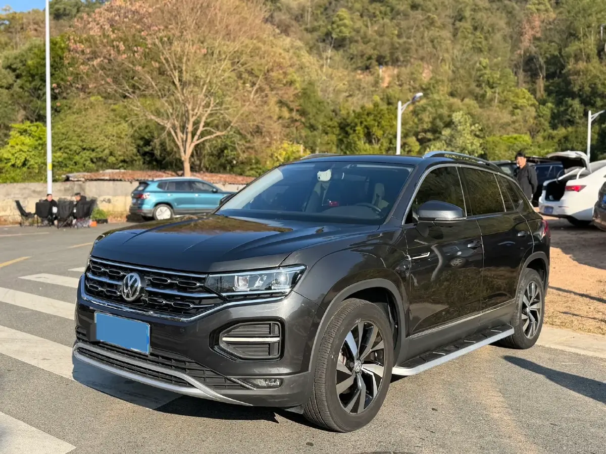 2020 Volkswagen Tayron 2.0T 186HP L4 7DCT