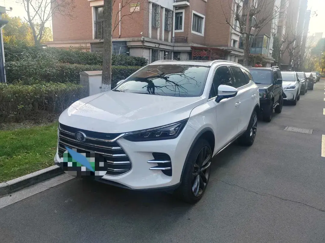 2018 BYD Tang 2.0T 205HP L4 6DCT PHEV 23.97KWH