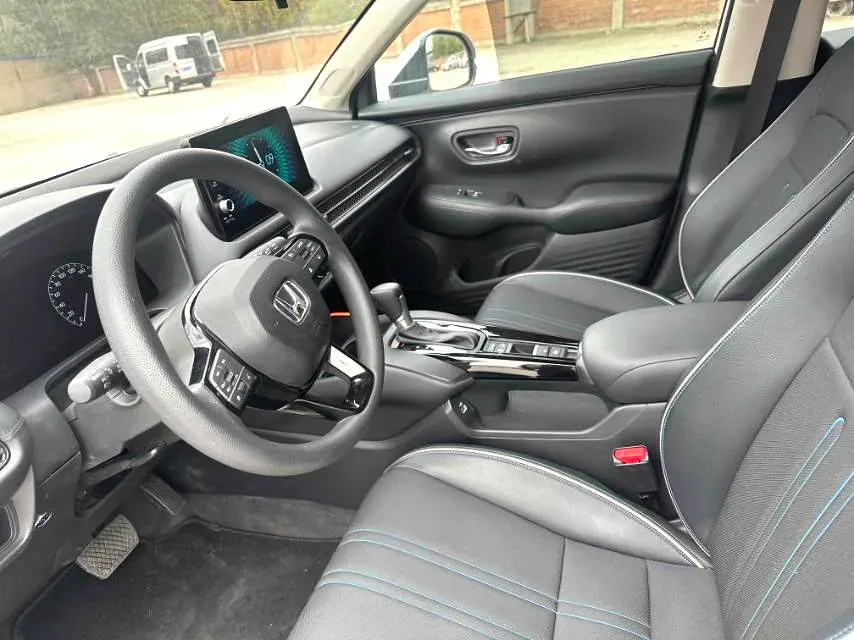 2023 Honda HR-V 1.5T 182HP L4 CVT,autocango,china used car exporter,china ev exporter,chinese used car exporter,chinese used ev exporter