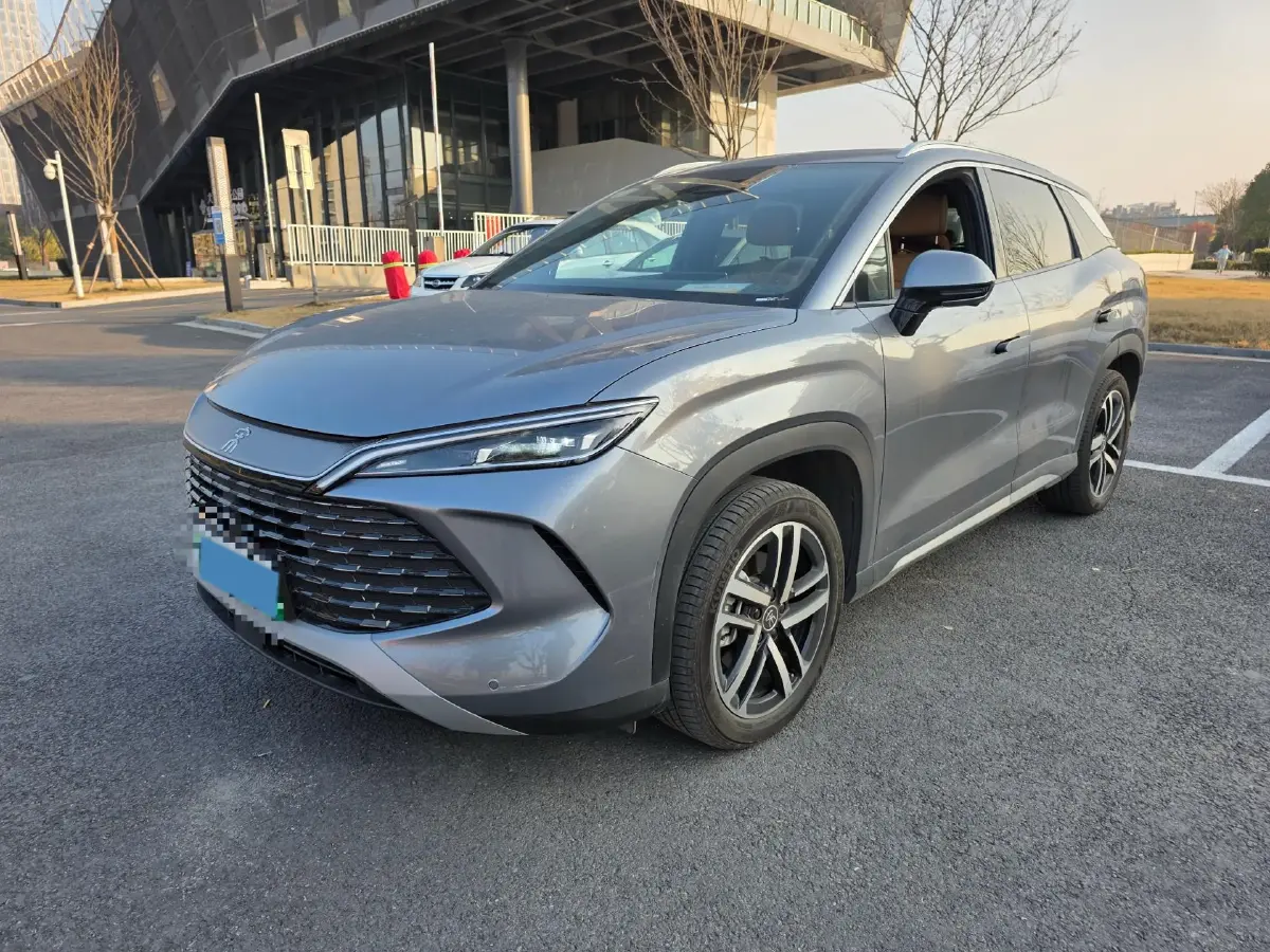 2024 BYD SongL DM-i 1.5L 101HP L4 E-CVT PHEV 18.3KWH