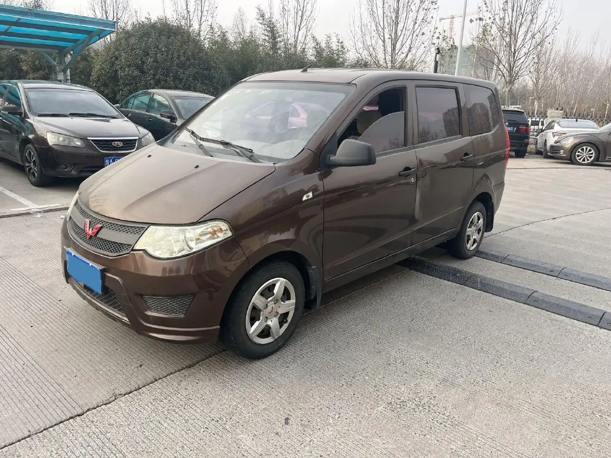 2015 WuLing HongGuang 1.5L 112HP L4 5MT