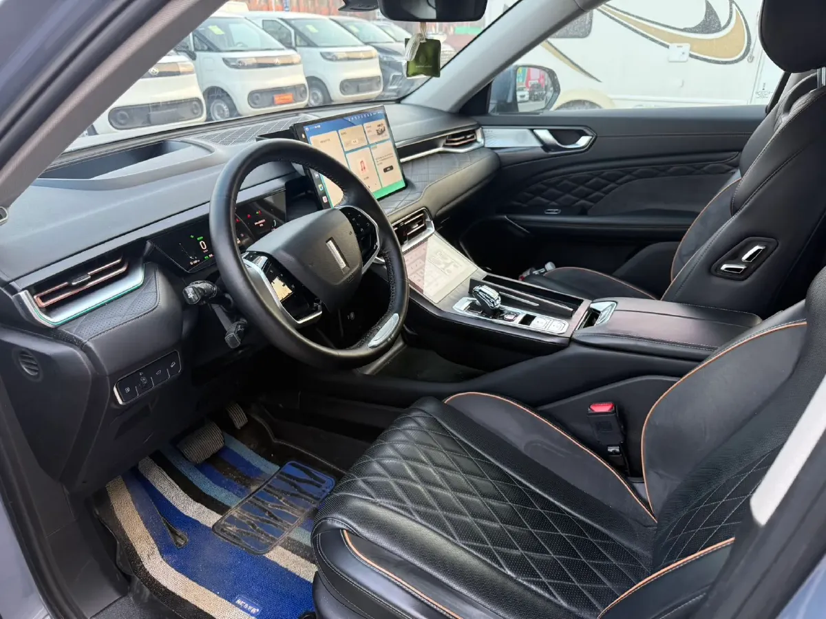 2022 WEY Latte 1.5T 156HP L4 2DHT PHEV 34KWH,autocango,china used car exporter,china ev exporter,chinese used car exporter,chinese used ev exporter