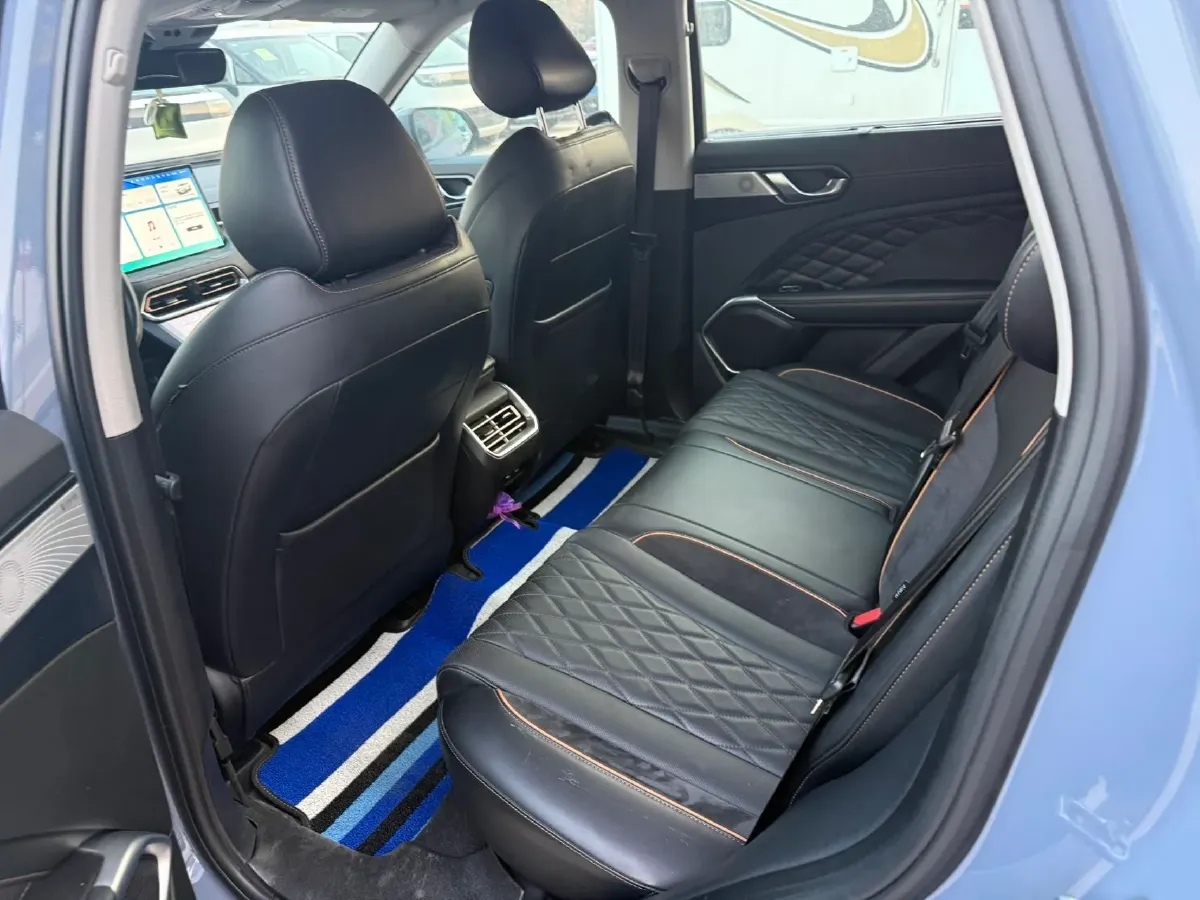 2022 WEY Latte 1.5T 156HP L4 2DHT PHEV 34KWH,autocango,china used car exporter,china ev exporter,chinese used car exporter,chinese used ev exporter