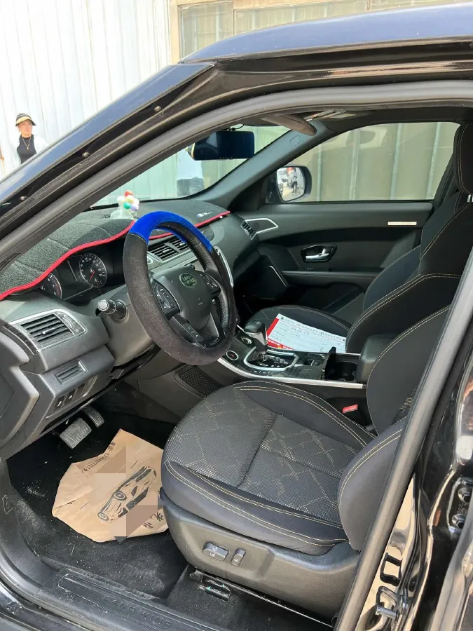 2018 Landwind X7 1.5T 163HP L4 8AT,autocango,china used car exporter,china ev exporter,chinese used car exporter,chinese used ev exporter