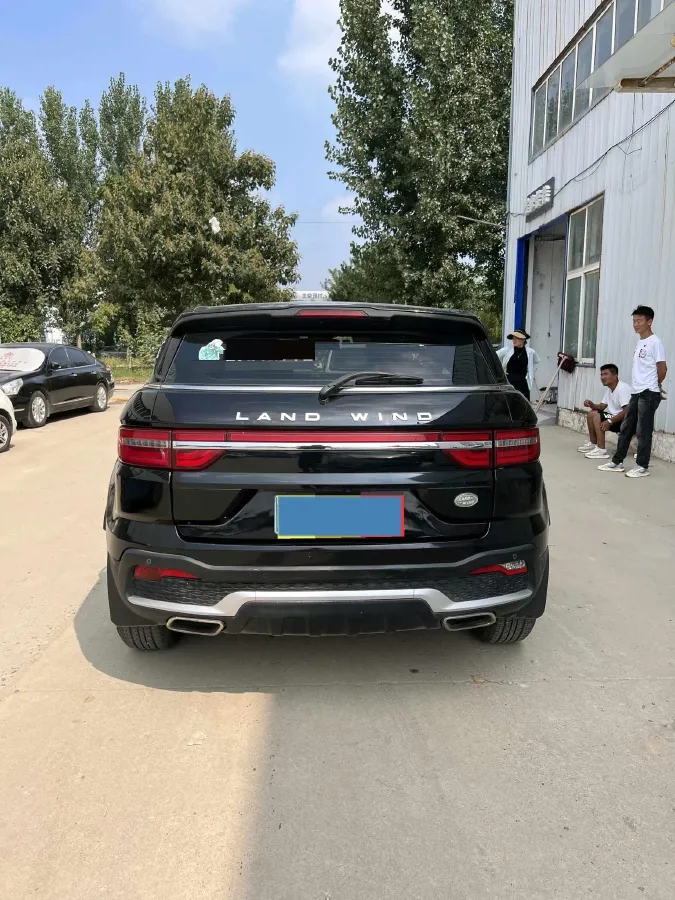 2018 Landwind X7 1.5T 163HP L4 8AT,autocango,china used car exporter,china ev exporter,chinese used car exporter,chinese used ev exporter