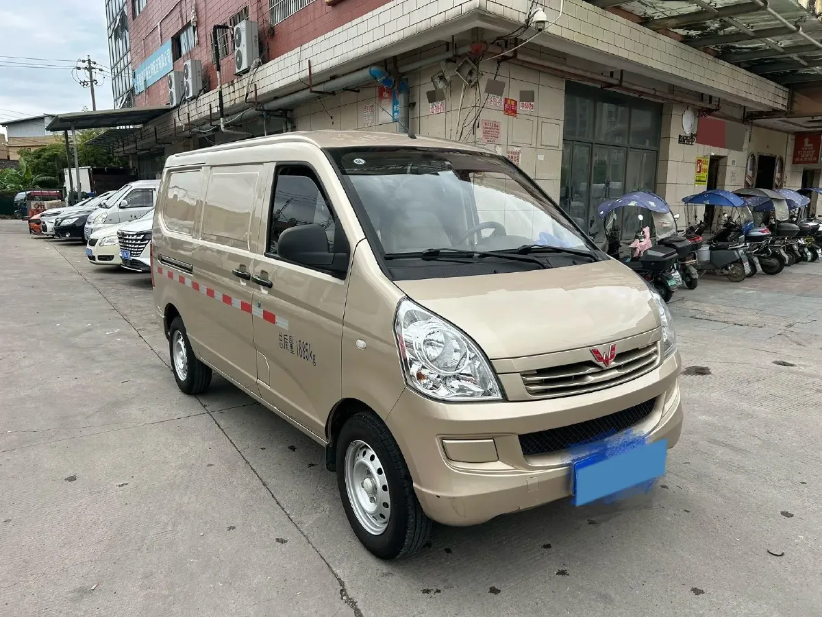 2021 ChangAn KuaYue KuaYueZhe D5 1.8L 125HP L4 5MT,autocango,china used car exporter,china ev exporter,chinese used car exporter,chinese used ev exporter