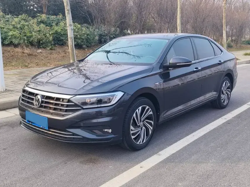 2021 Volkswagen Sagitar 1.4T 150HP L4 7DCT