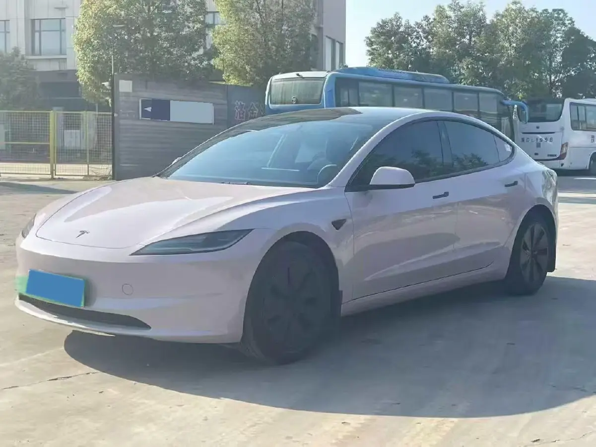 2023 HYPTEC GT BEV 80KWH