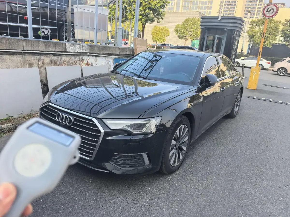 2021 Audi A6L 2.0T 224HP L4 7DCT