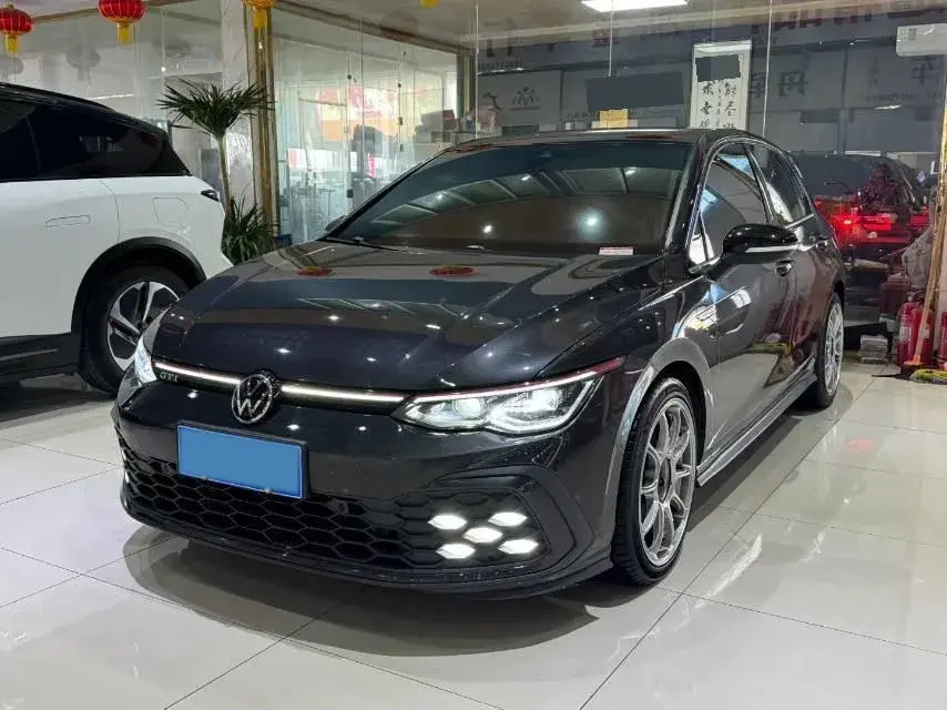 2021 Volkswagen GolfGTI 2.0T 220HP L4 7DCT