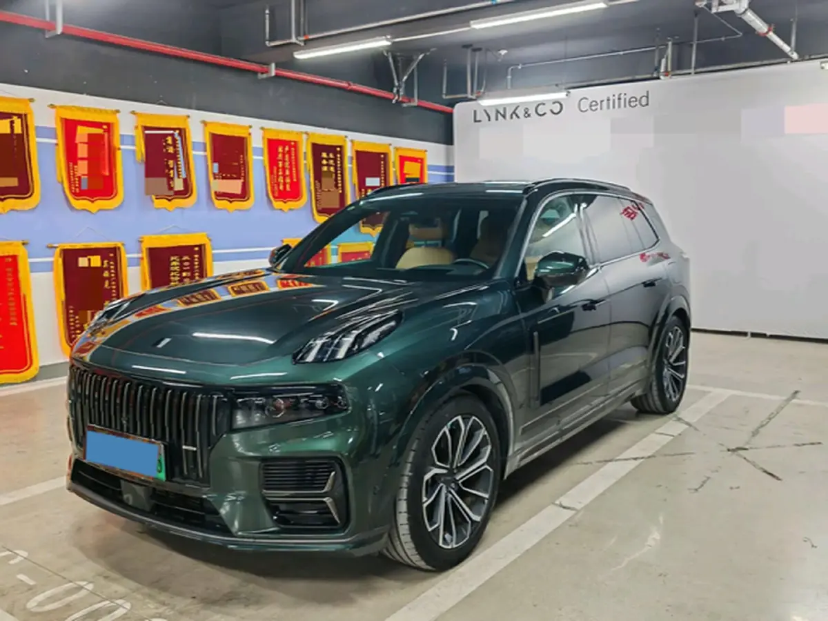 2024 LYNK&CO 09 EM-P 2.0T 254HP L4 3DHT PHEV 40.1KWH