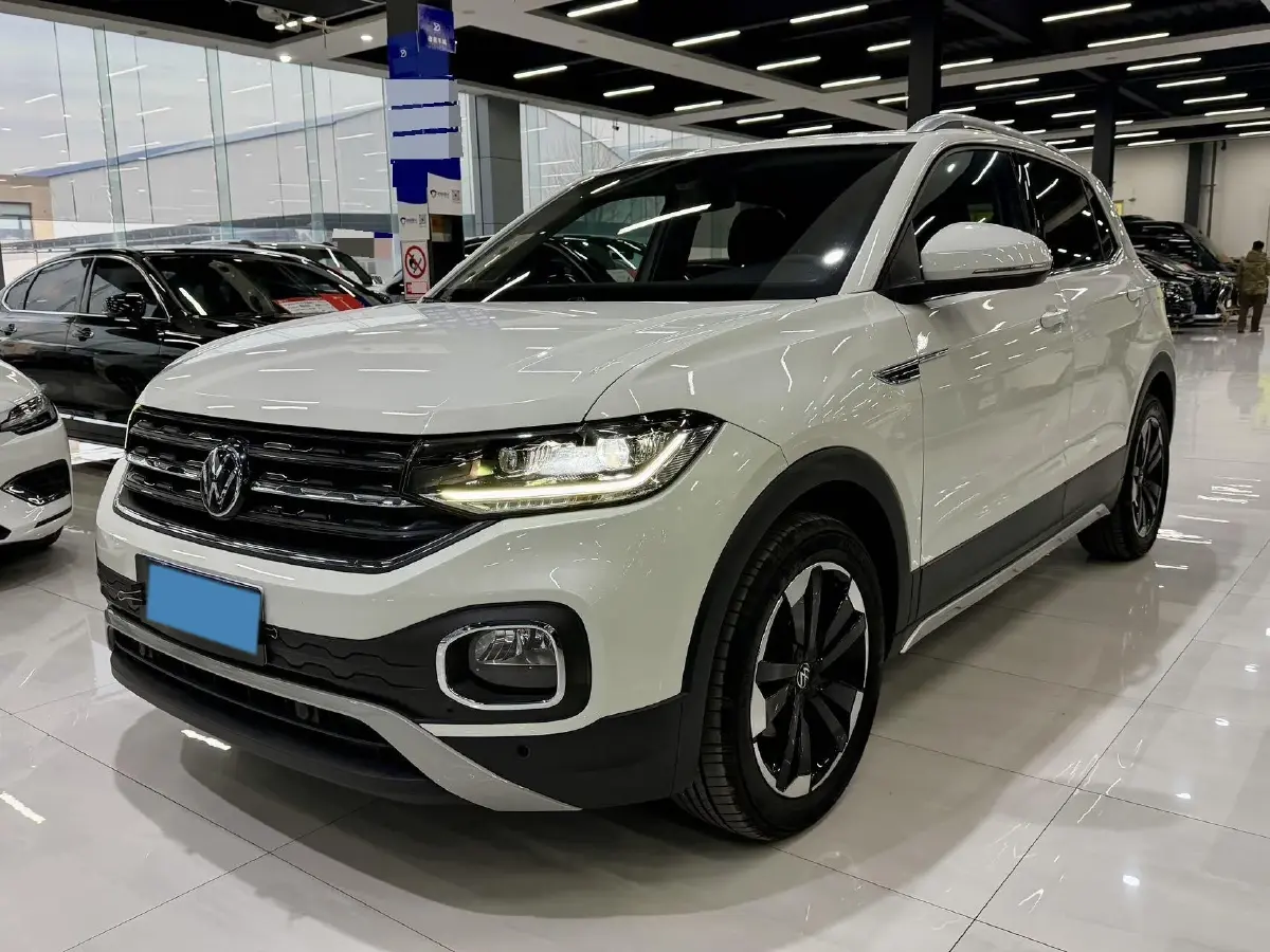 2021 Volkswagen Tacqua 1.5L 113HP L4 6AT