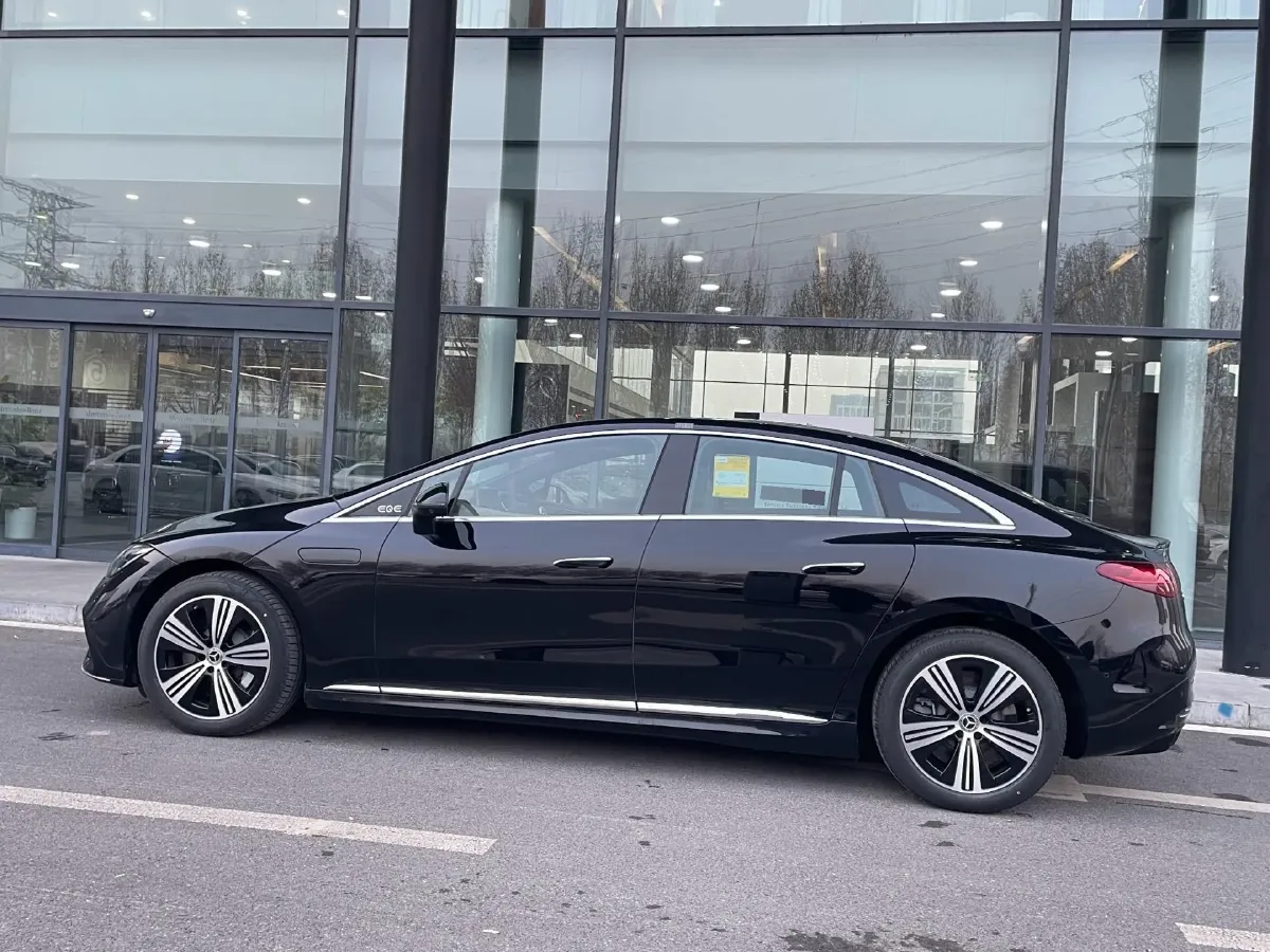 2025 Mercedes-Benz EQE Class BEV 96.1KWH,autocango,china used car exporter,china ev exporter,chinese used car exporter,chinese used ev exporter