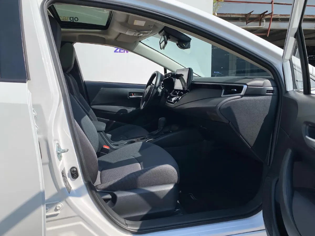 2021 Toyota Corolla 1.5L 121HP L3 CVT,autocango,china used car exporter,china ev exporter,chinese used car exporter,chinese used ev exporter