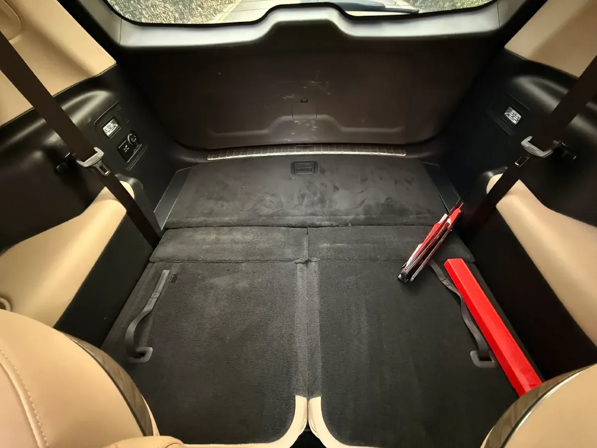 2022 Volvo S60 2.0T 197HP L4 8AT,autocango,china used car exporter,china ev exporter,chinese used car exporter,chinese used ev exporter