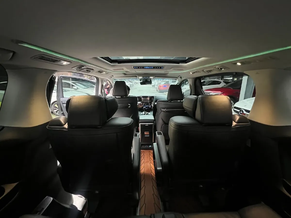 2019 Toyota Vellfire 2.5L 117HP L4 E-CVT Hybrid,autocango,china used car exporter,china ev exporter,chinese used car exporter,chinese used ev exporter