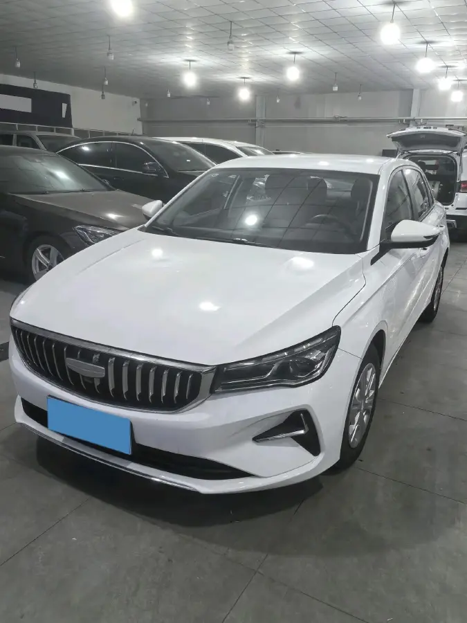 2025 Geely Emgrand 1.5L 127HP L4 5MT