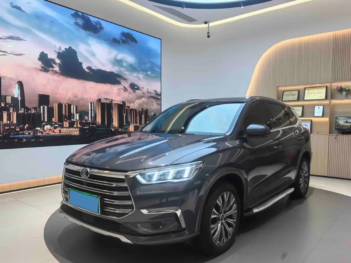 2019 BYD Song Pro 1.5T 160HP L4 6DCT PHEV 15.7KWH