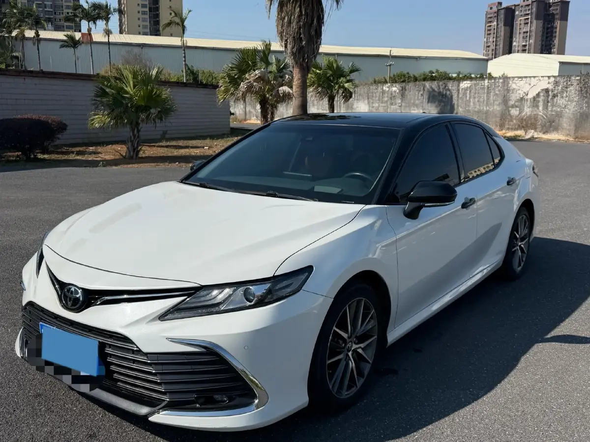 2021 Toyota Camry 2.5L 209HP L4 8AT