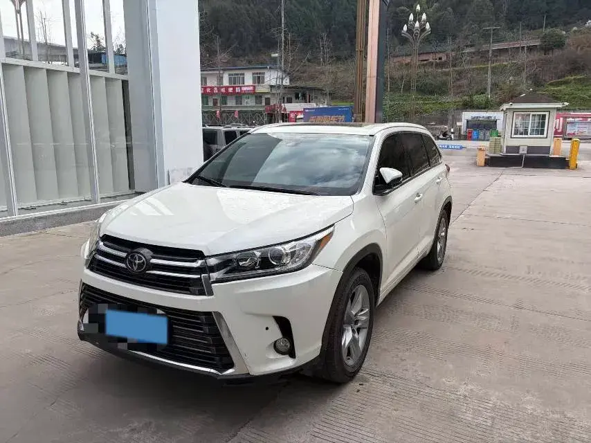 2018 Toyota Highlander 2.0T 220HP L4 6AT